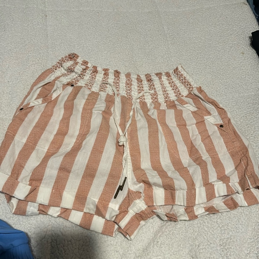 Super cute worn a couple times size medium